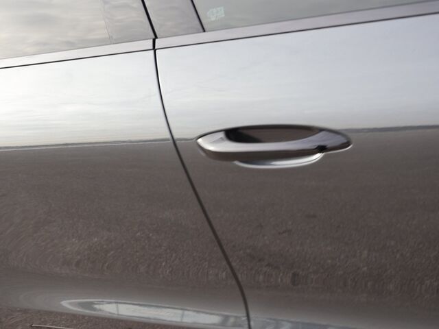 2018 Porsche Macan Turbo Oshkosh WI