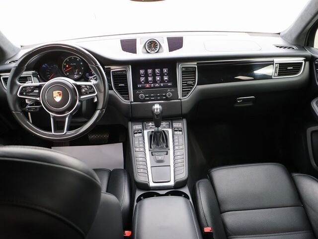 2018 Porsche Macan Turbo Oshkosh WI