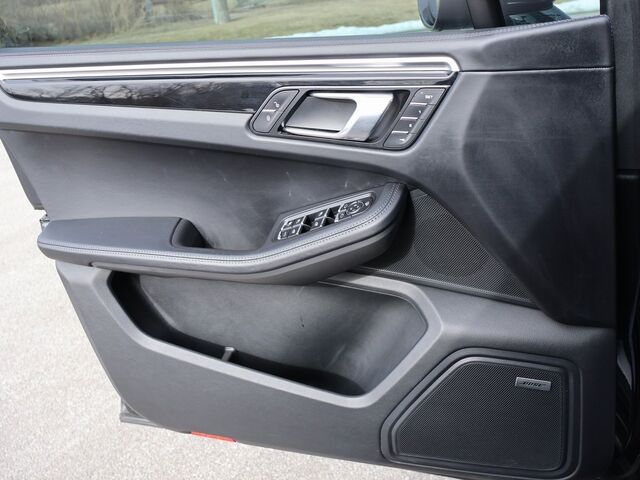 2018 Porsche Macan Turbo Oshkosh WI