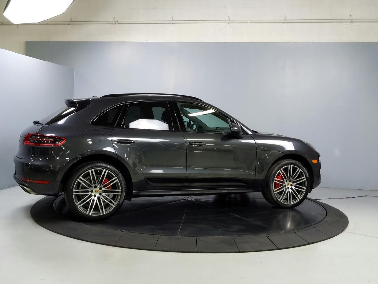 2018 Porsche Macan Turbo St. Charles  IL
