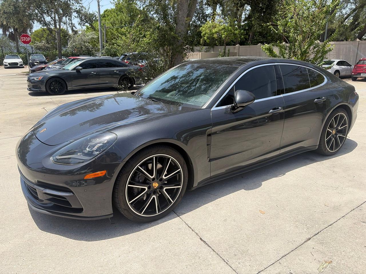 2018 Porsche Panamera