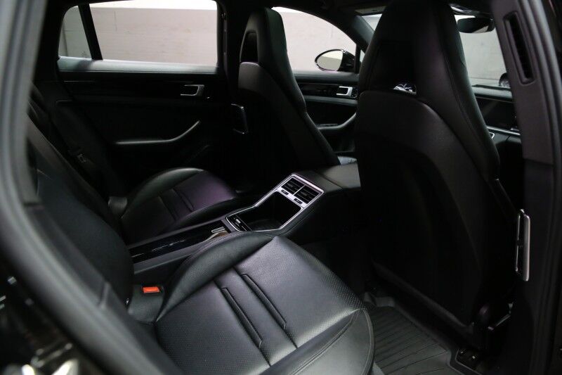 2018 Porsche Panamera 4 Plainview NY