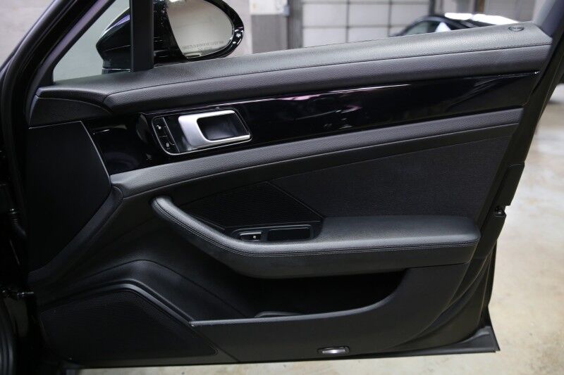2018 Porsche Panamera 4 Plainview NY