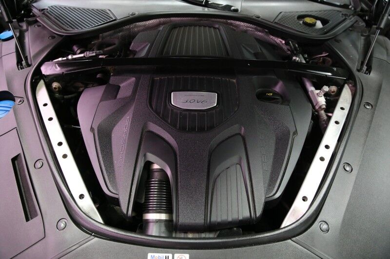 2018 Porsche Panamera 4 Plainview NY