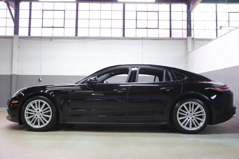 2018 Porsche Panamera 4 Plainview NY