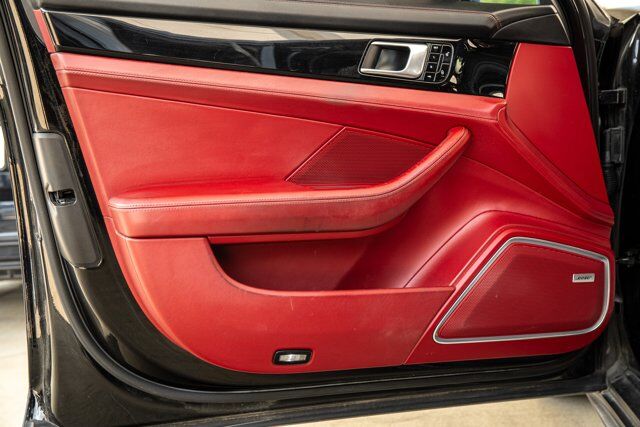 2018 Porsche Panamera 4  Selma TX