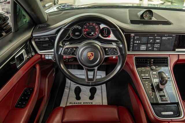 2018 Porsche Panamera 4  Selma TX