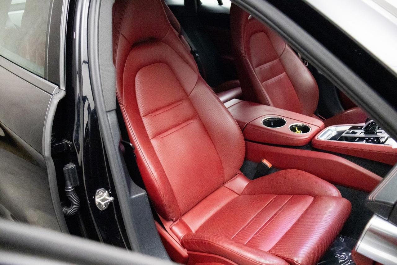 2018 Porsche Panamera 4 Willowbrook IL