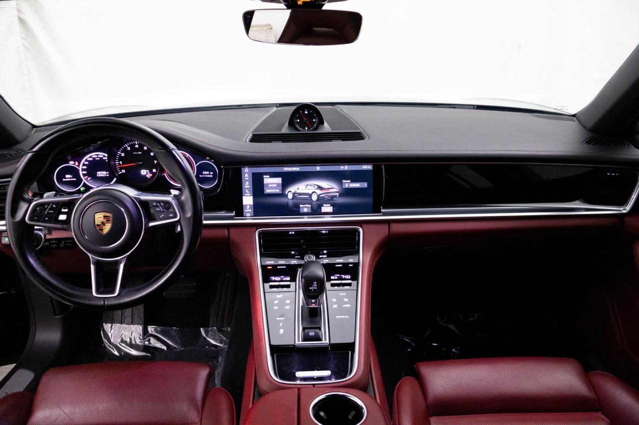 2018 Porsche Panamera 4 Willowbrook IL
