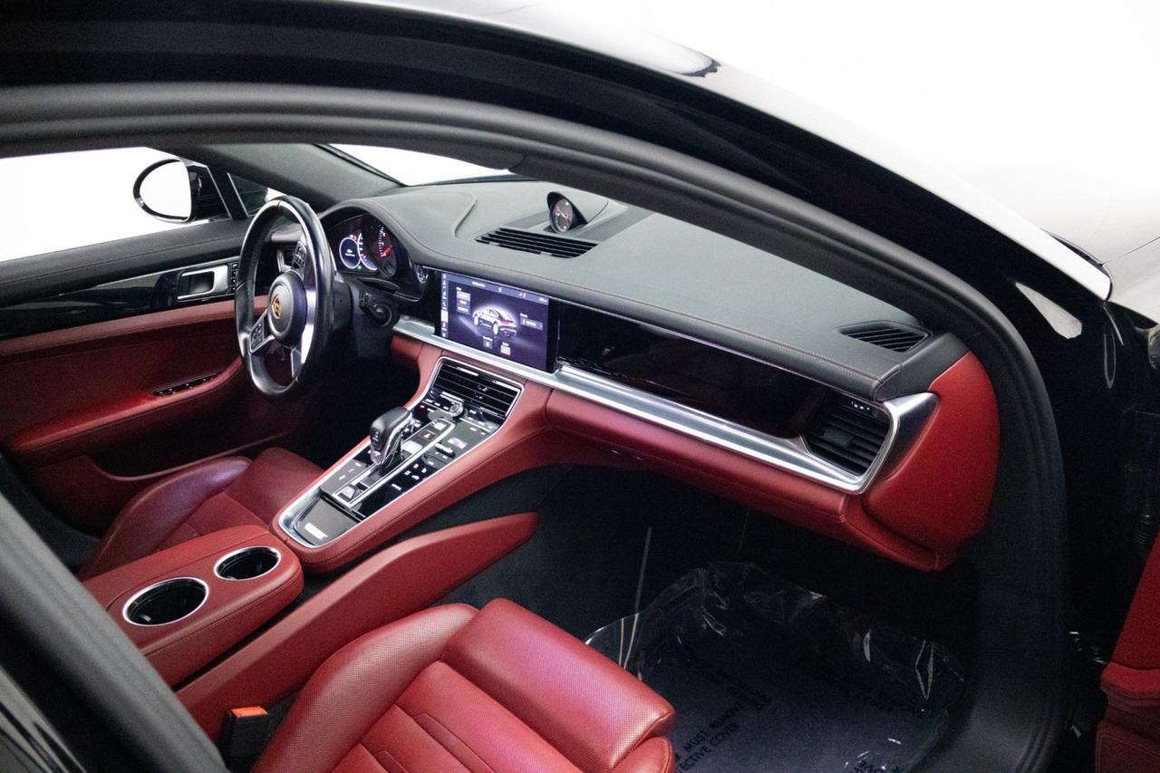 2018 Porsche Panamera 4 Willowbrook IL