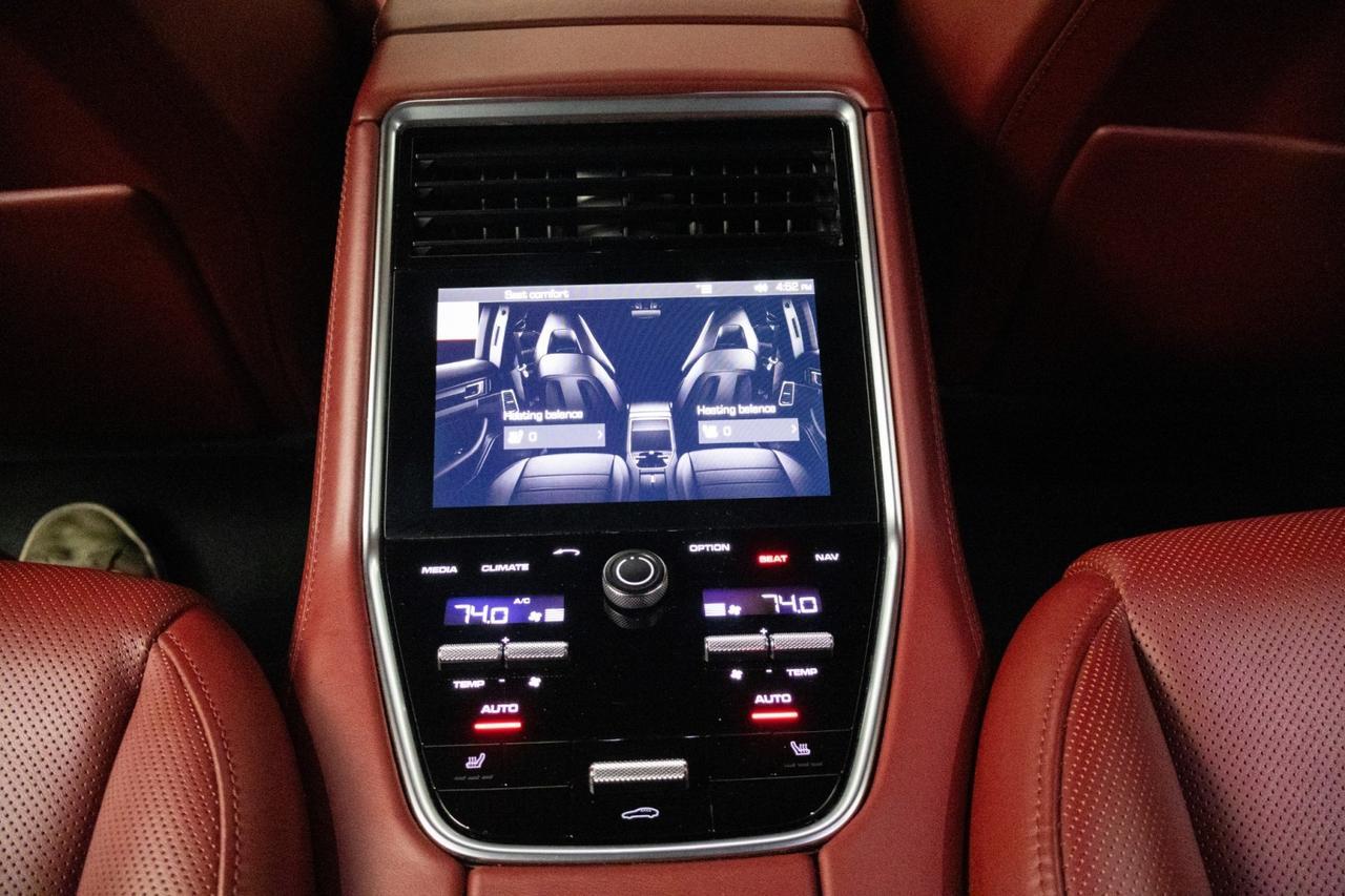 2018 Porsche Panamera 4 Willowbrook IL