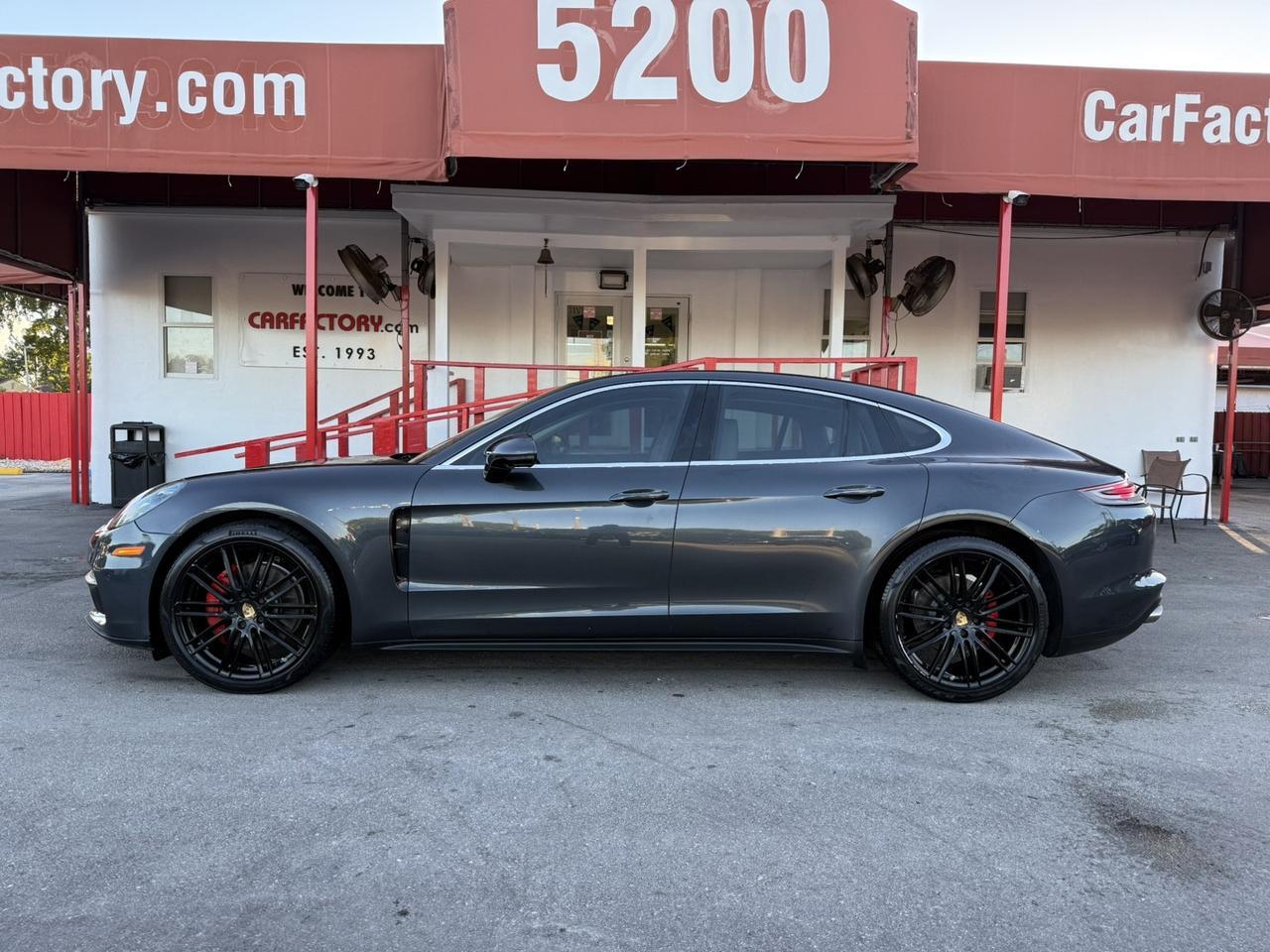 2018 Porsche Panamera 4S