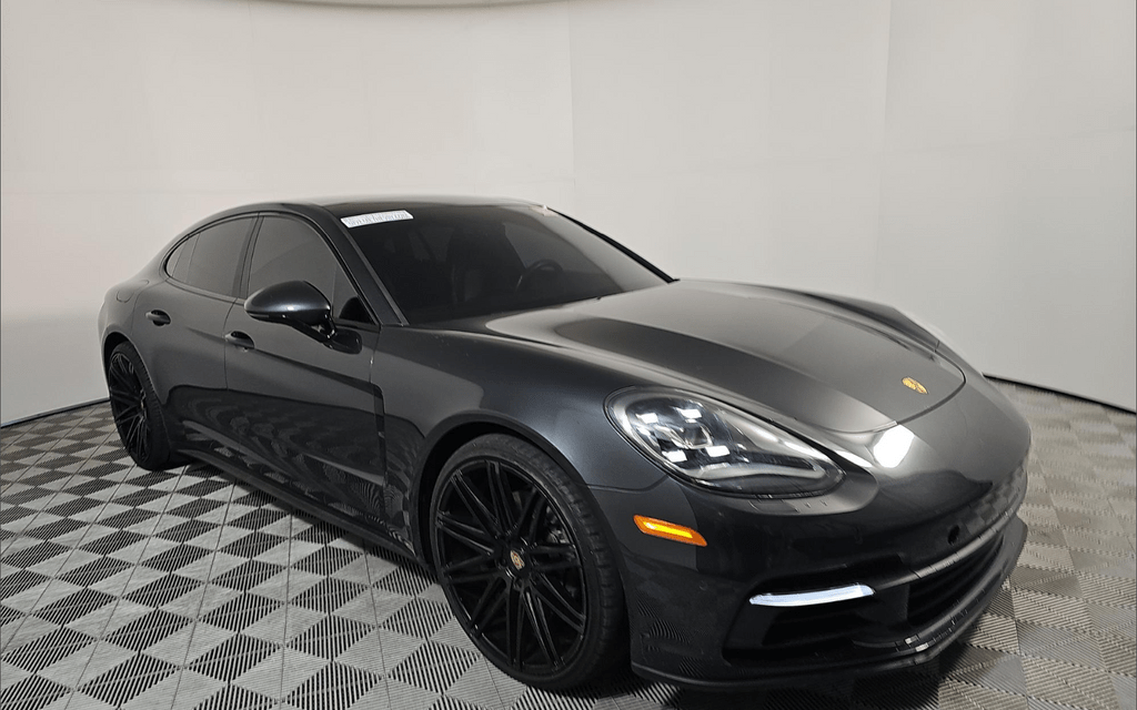 2018 Porsche Panamera 4S