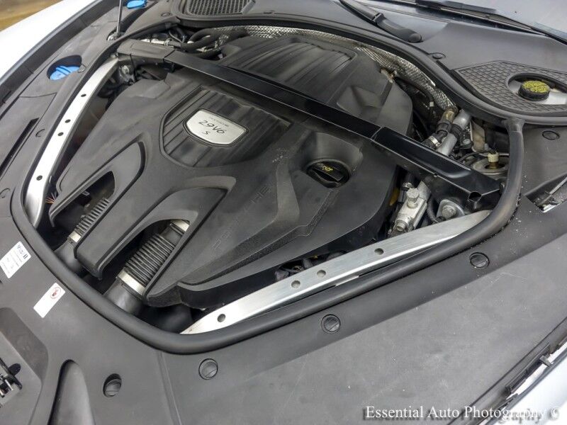 2018 Porsche Panamera 4S Willowbrook IL