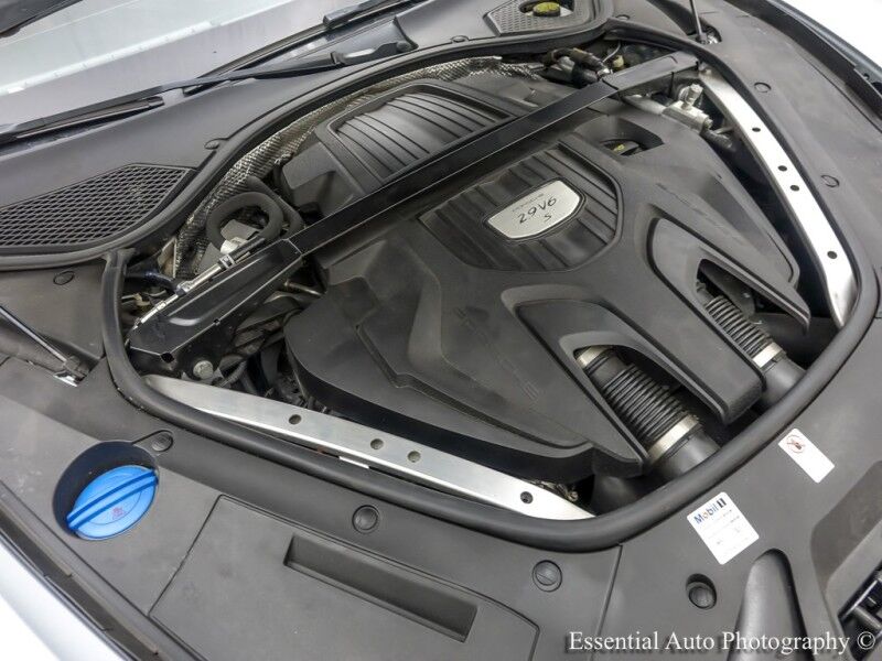 2018 Porsche Panamera 4S Willowbrook IL