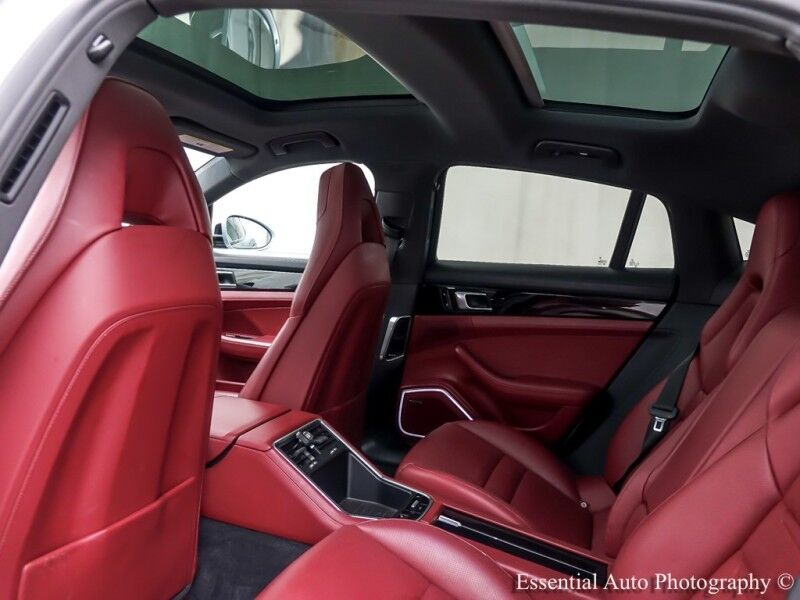 2018 Porsche Panamera 4S Willowbrook IL