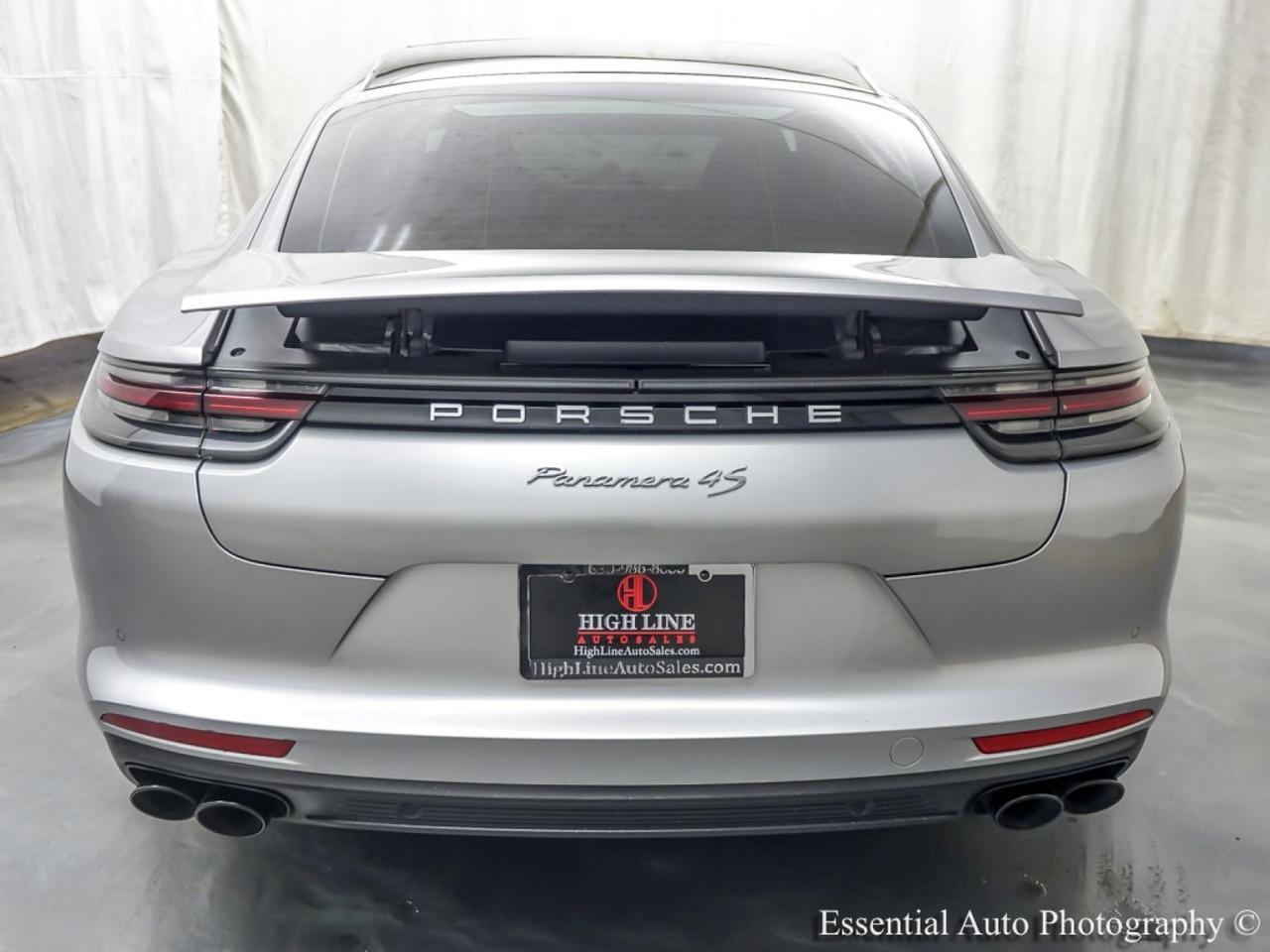 2018 Porsche Panamera 4S