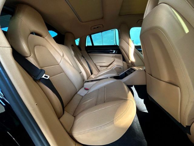 2018 Porsche Panamera Base Houston TX