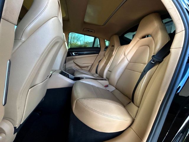 2018 Porsche Panamera Base Houston TX