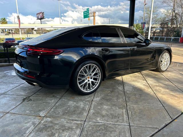 2018 Porsche Panamera Base Houston TX