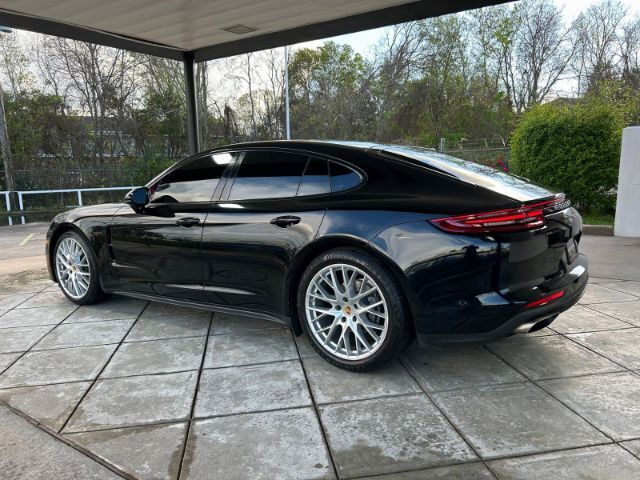 2018 Porsche Panamera Base 87,820 mi.