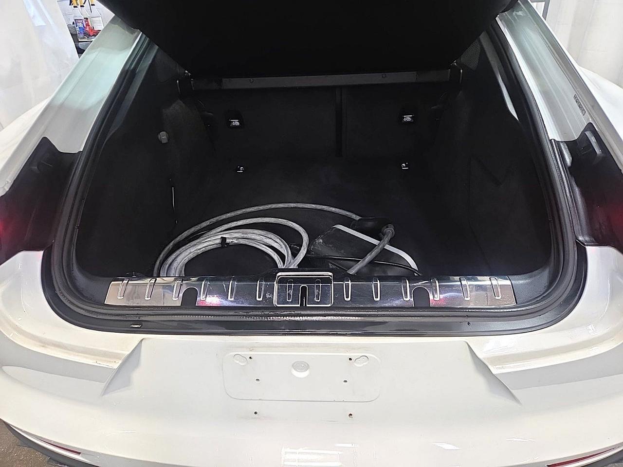 2018 Porsche Panamera E-Hybrid 4 Adaptive Cruise / Ventilated Seats Portland OR