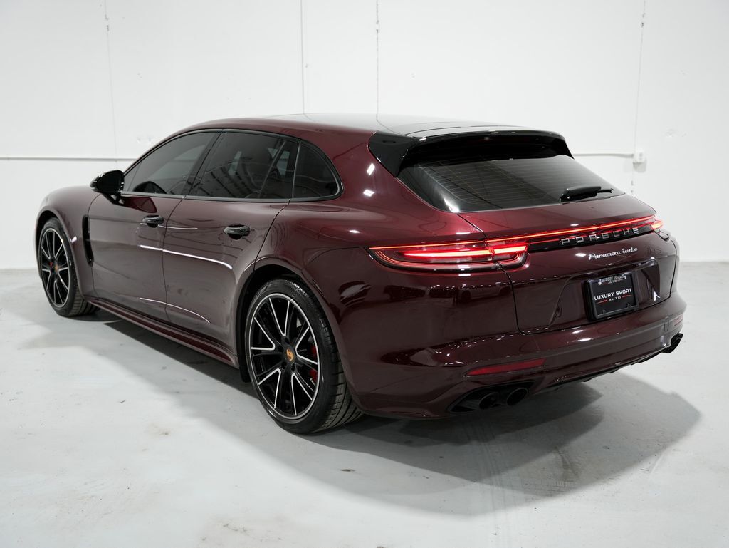 2018 Porsche Panamera Sport Turismo Turbo