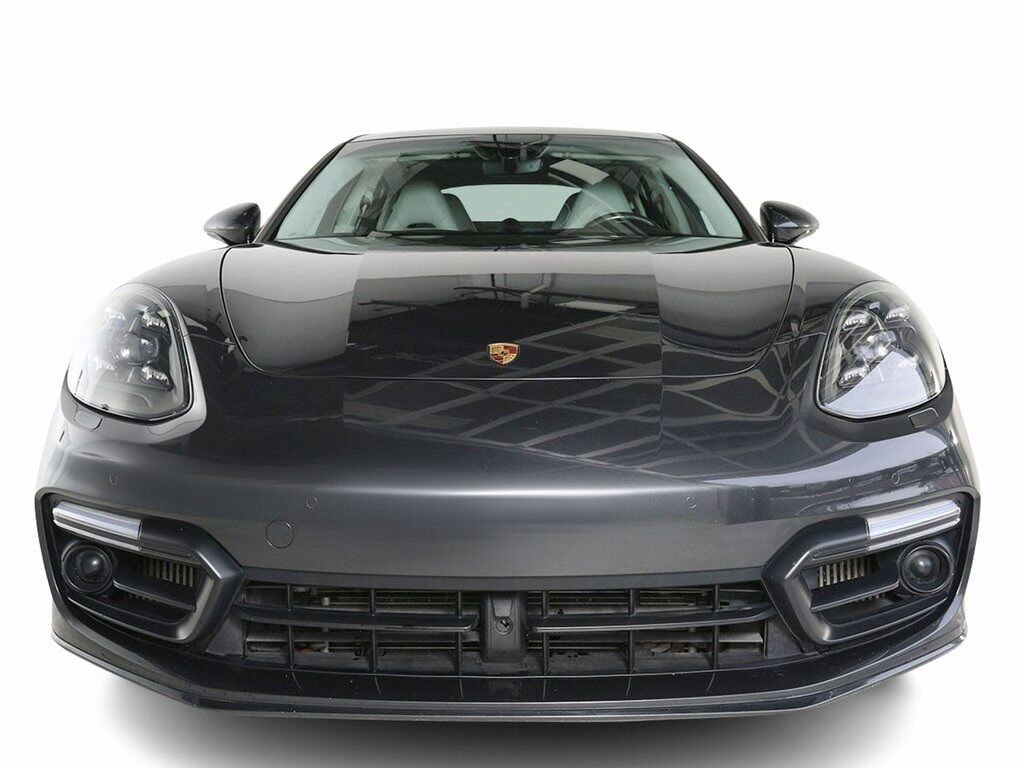 2018 Porsche Panamera Turbo