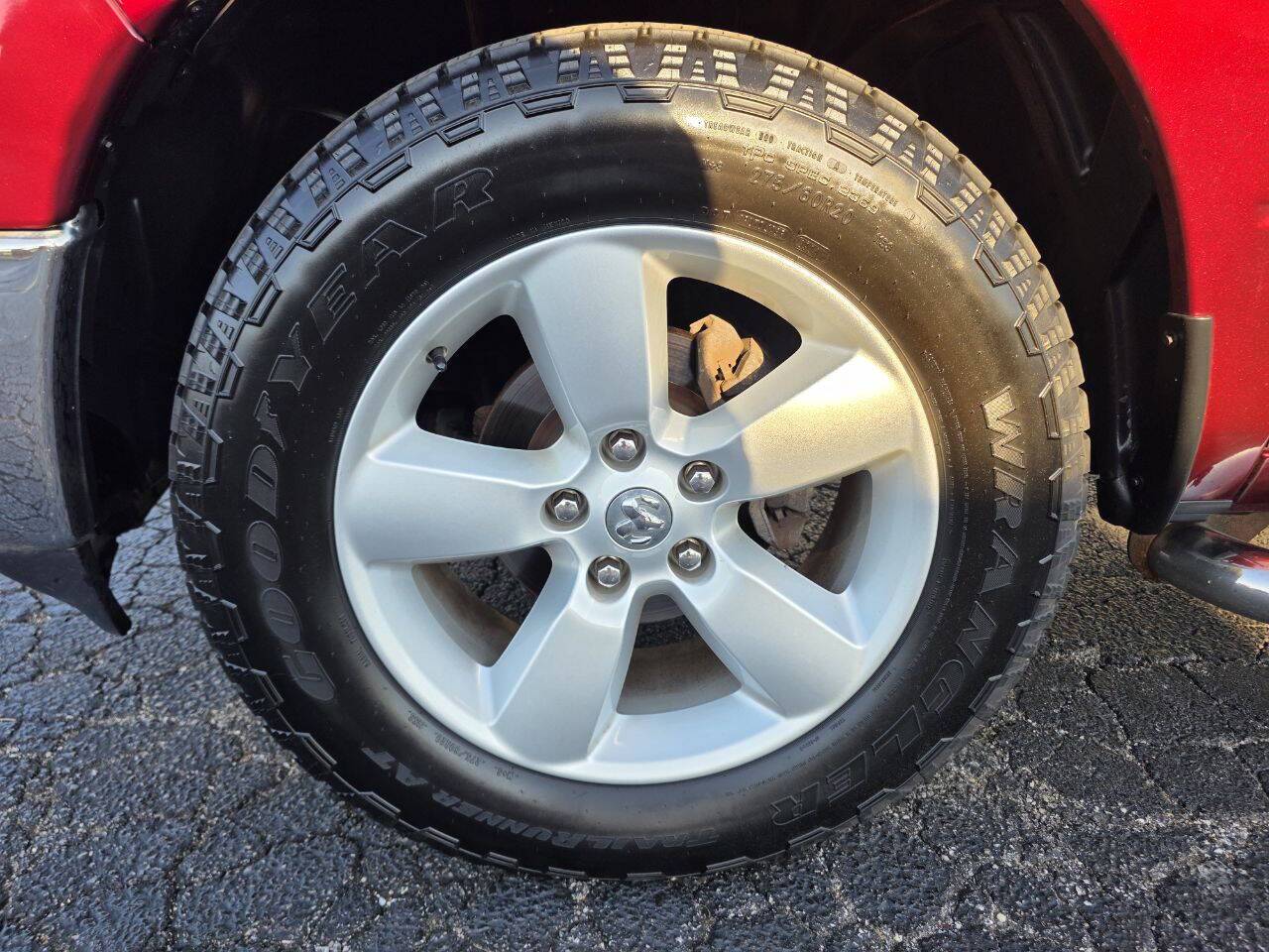 2018 RAM 1500 SLT 4x4 4dr Crew Cab 6.3 ft. SB Pickup Eldridge IA