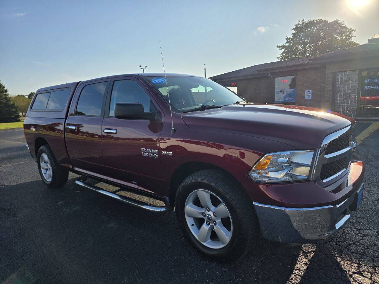 2018 RAM 1500 SLT 4x4 4dr Crew Cab 6.3 ft. SB Pickup Eldridge IA