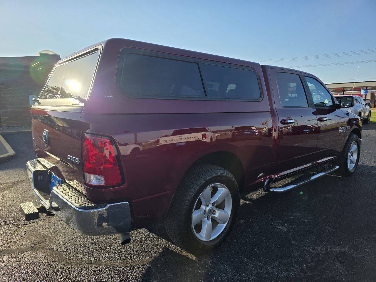 2018 RAM 1500 SLT 4x4 4dr Crew Cab 6.3 ft. SB Pickup Eldridge IA
