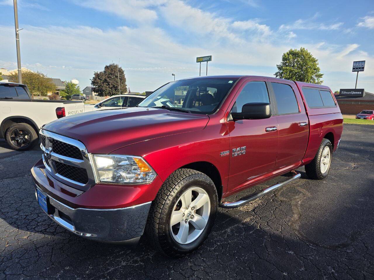 2018 RAM 1500 SLT 4x4 4dr Crew Cab 6.3 ft. SB Pickup Eldridge IA