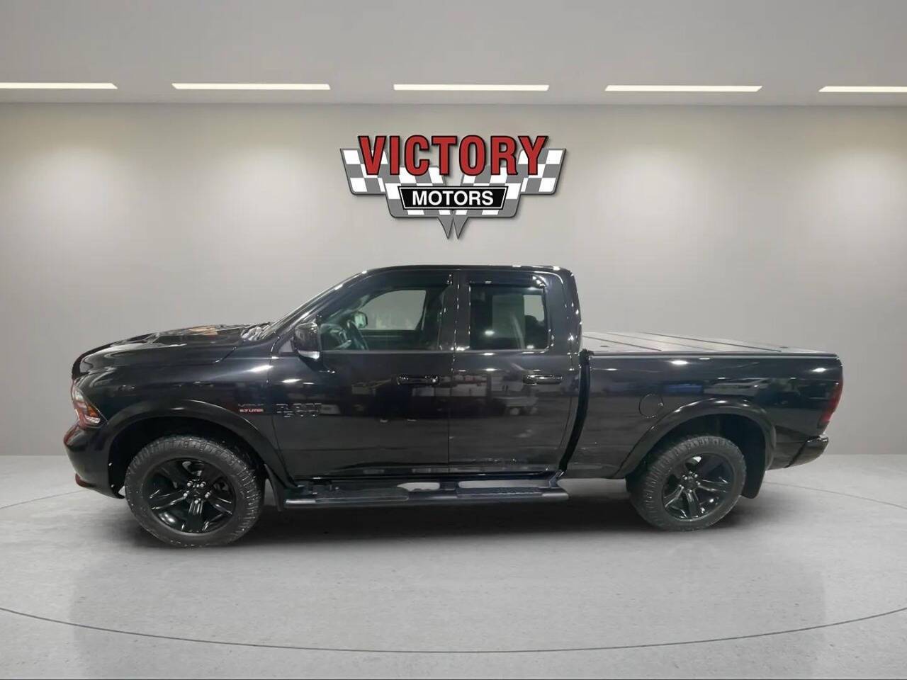 2018 Ram 1500 Sport photo 3