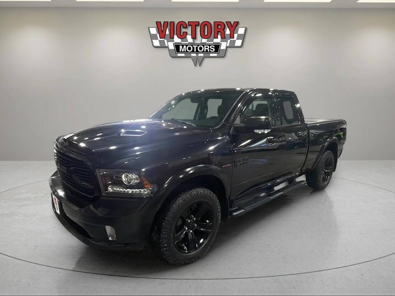 2018 Ram 1500 Sport photo 2