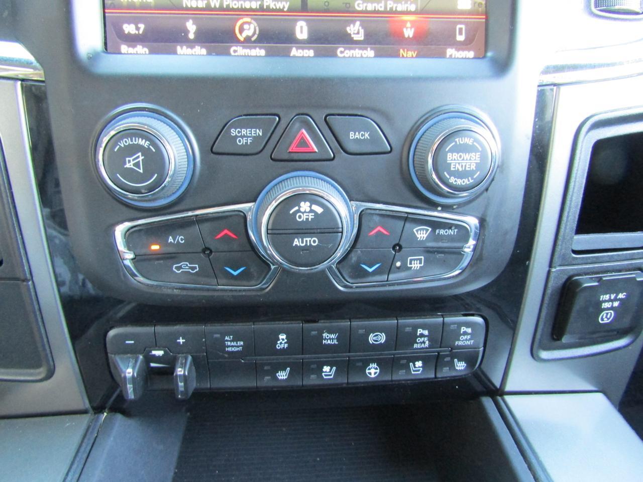 2018 RAM 2500 Laramie 4x2 Mega Cab 64 Box Grand Prairie TX