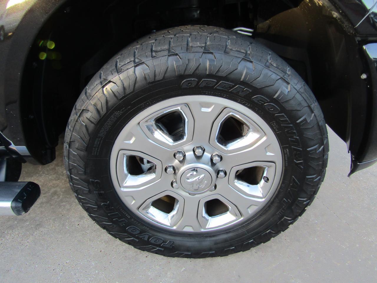 2018 RAM 2500 Laramie 4x2 Mega Cab 64 Box Grand Prairie TX