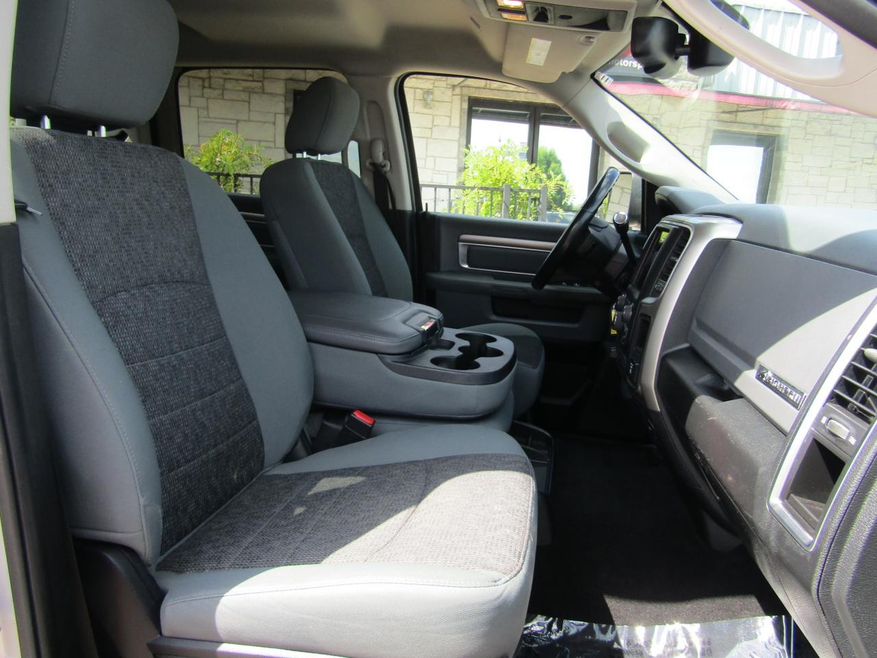 2018 RAM 3500 Big Horn 4x4 Crew Cab 8 Box Grand Prairie TX