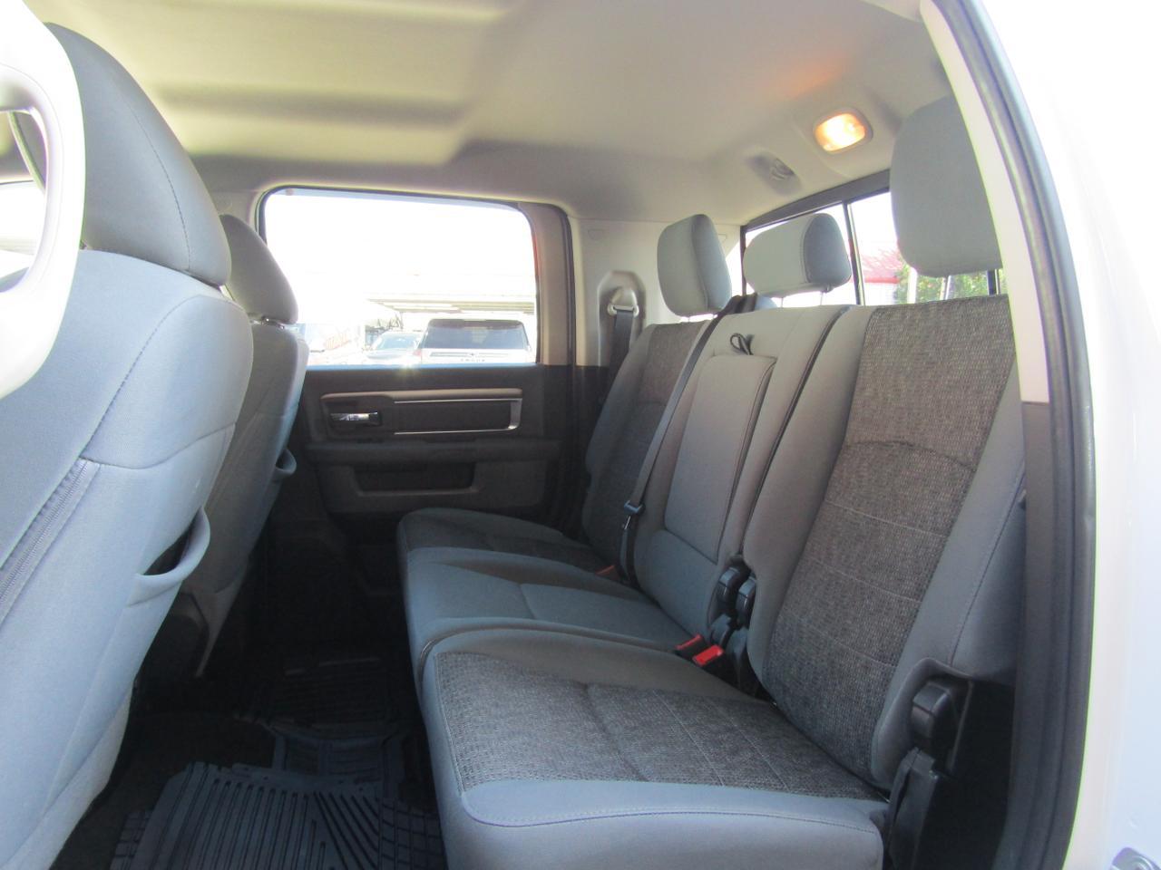 2018 RAM 3500 Lone Star 4x4 Mega Cab 64 Box Grand Prairie TX