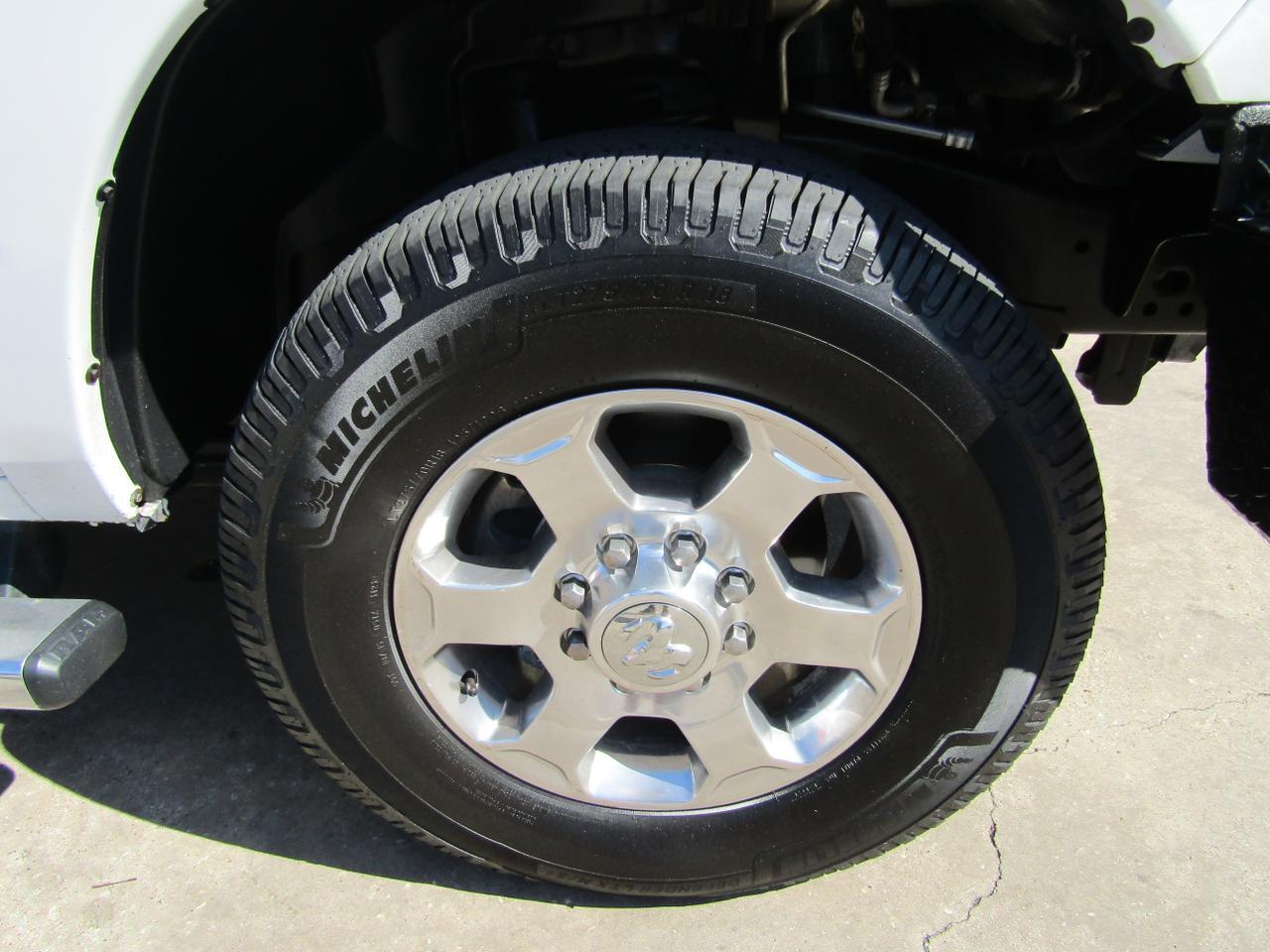 2018 RAM 3500 Lone Star 4x4 Mega Cab 64 Box Grand Prairie TX