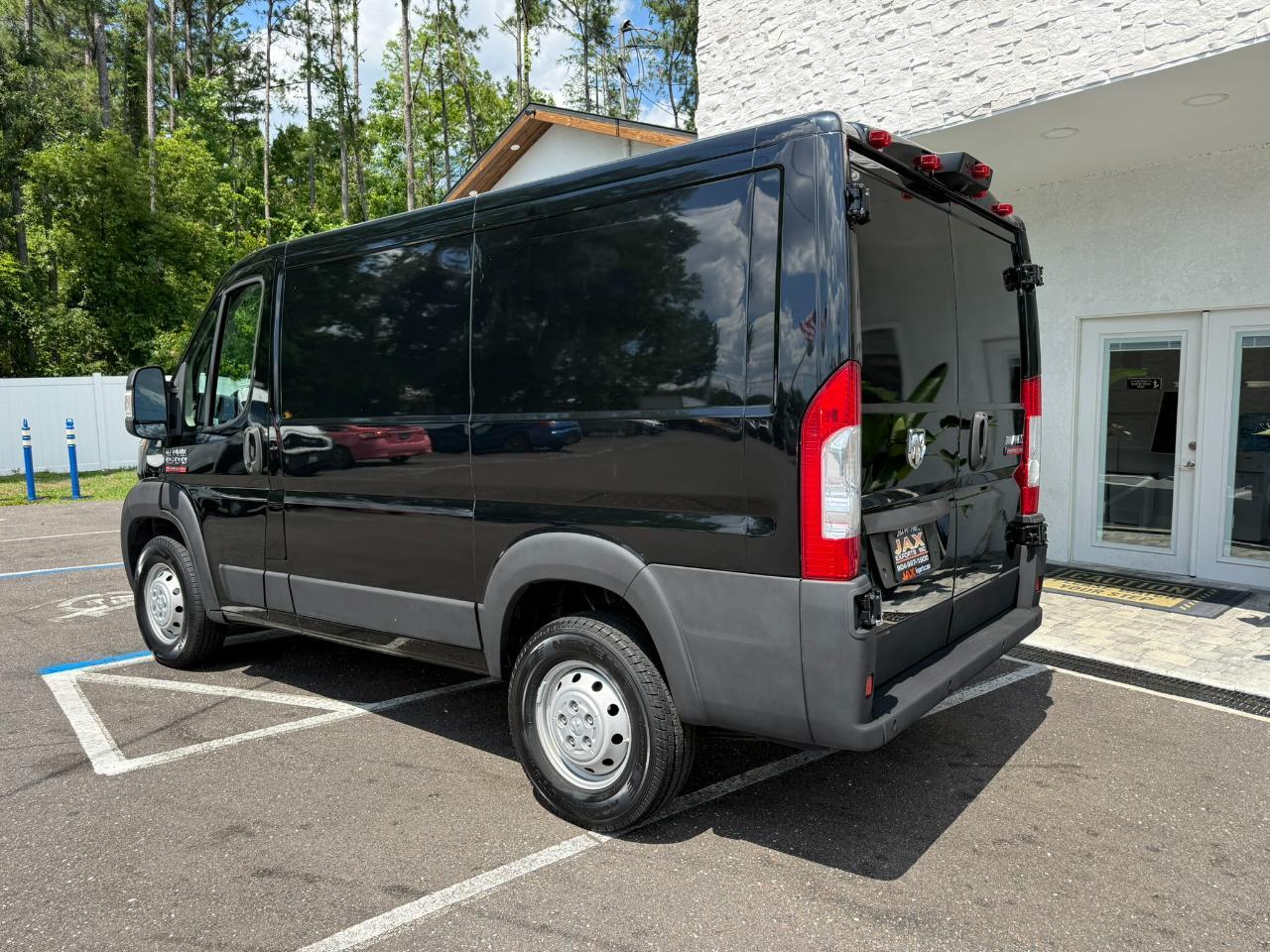 2018 RAM ProMaster Cargo Van 1500 Low Roof 118" WB