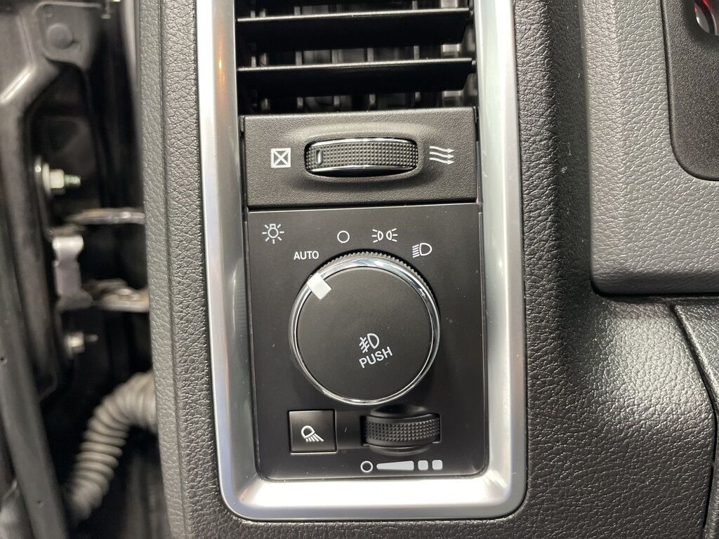 2018 Ram 1500 4x4 Crew Cab Big Horn Minocqua WI