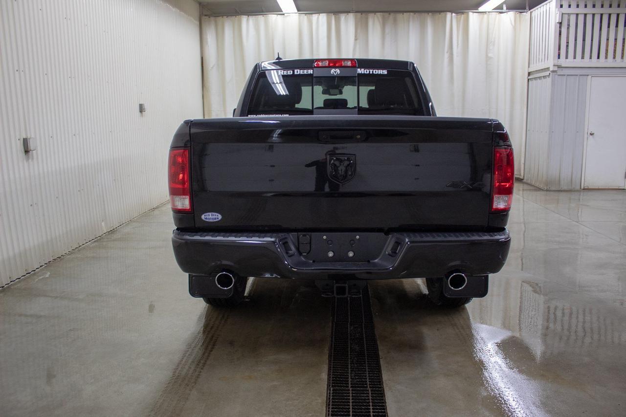2018 Ram 1500 4x4 Crew Cab Big Horn Leather Roof Nav Diesel Red Deer AB