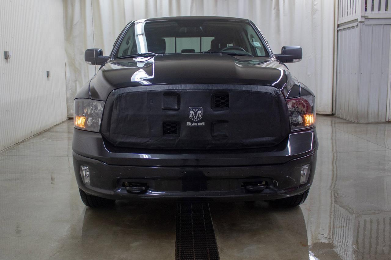 2018 Ram 1500 4x4 Crew Cab Big Horn Leather Roof Nav Diesel Red Deer AB