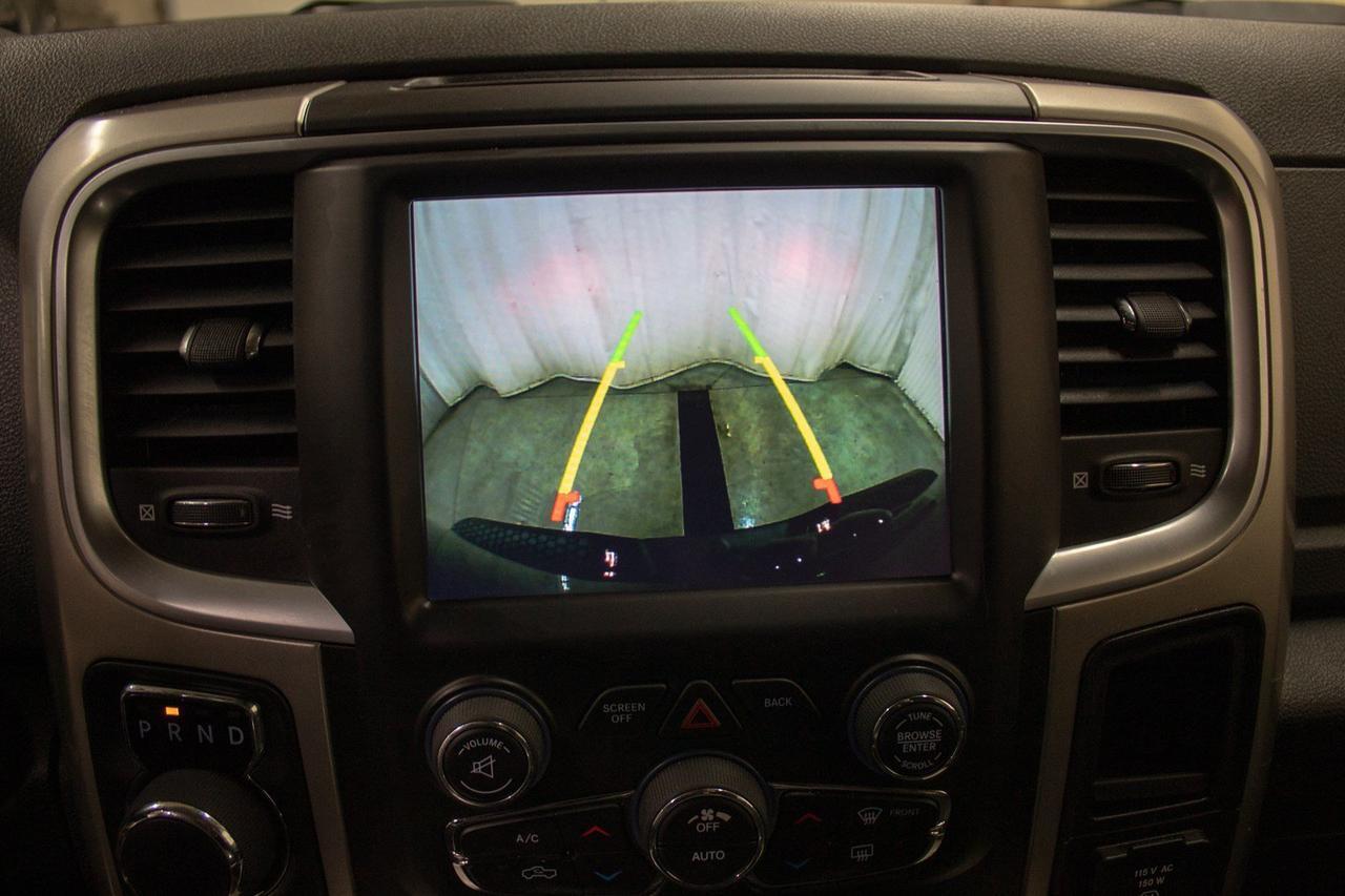 2018 Ram 1500 4x4 Crew Cab Big Horn Leather Roof Nav Diesel Red Deer AB