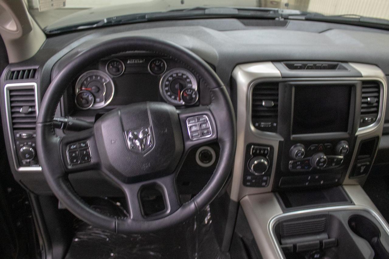 2018 Ram 1500 4x4 Crew Cab Big Horn Leather Roof Nav Diesel Red Deer AB