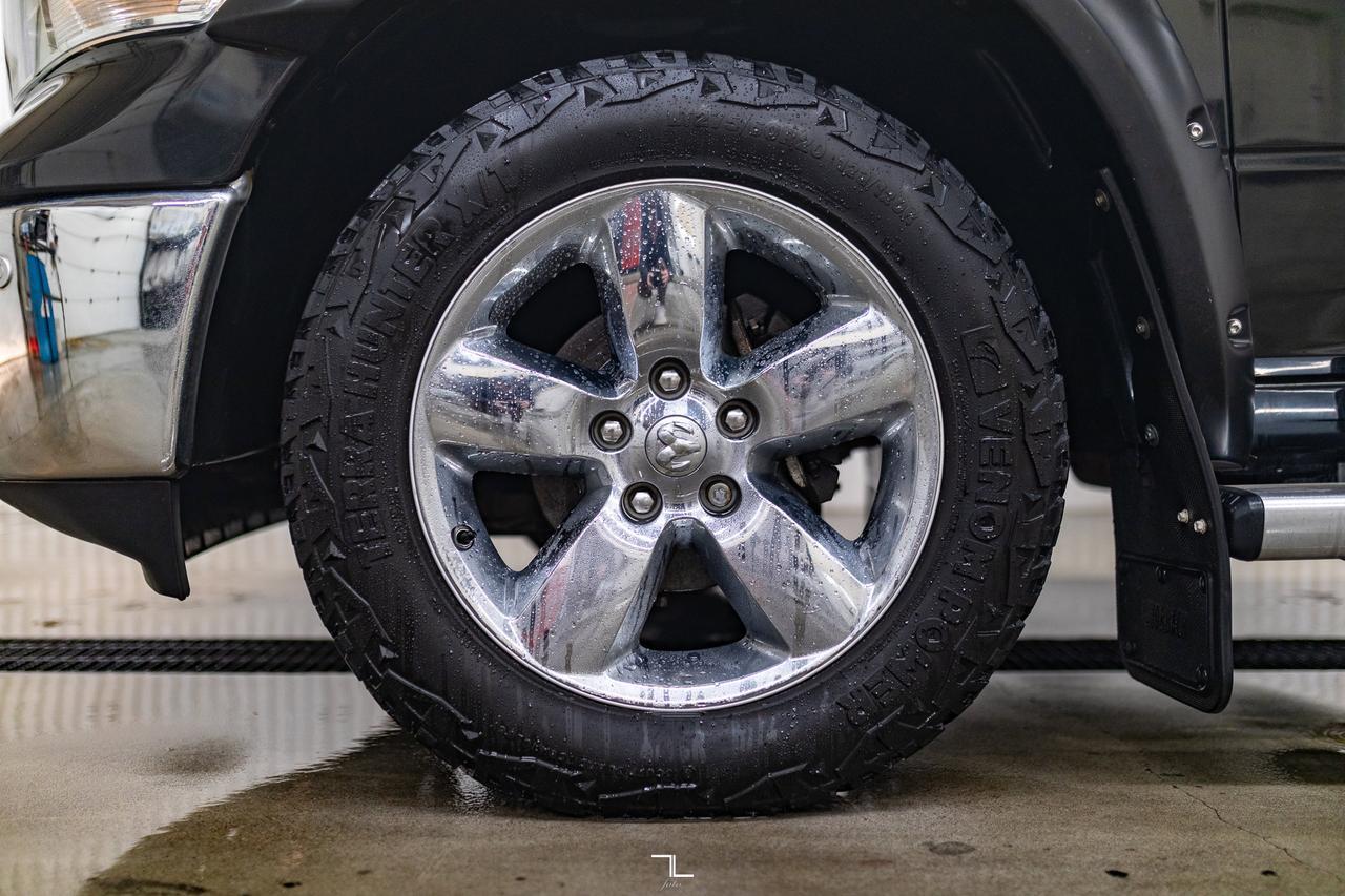 2018 Ram 1500 4x4 Crew Cab Big Horn PSeat BCam Red Deer AB