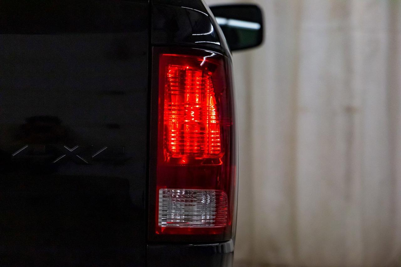 2018 Ram 1500 4x4 Crew Cab Express BCam Red Deer AB