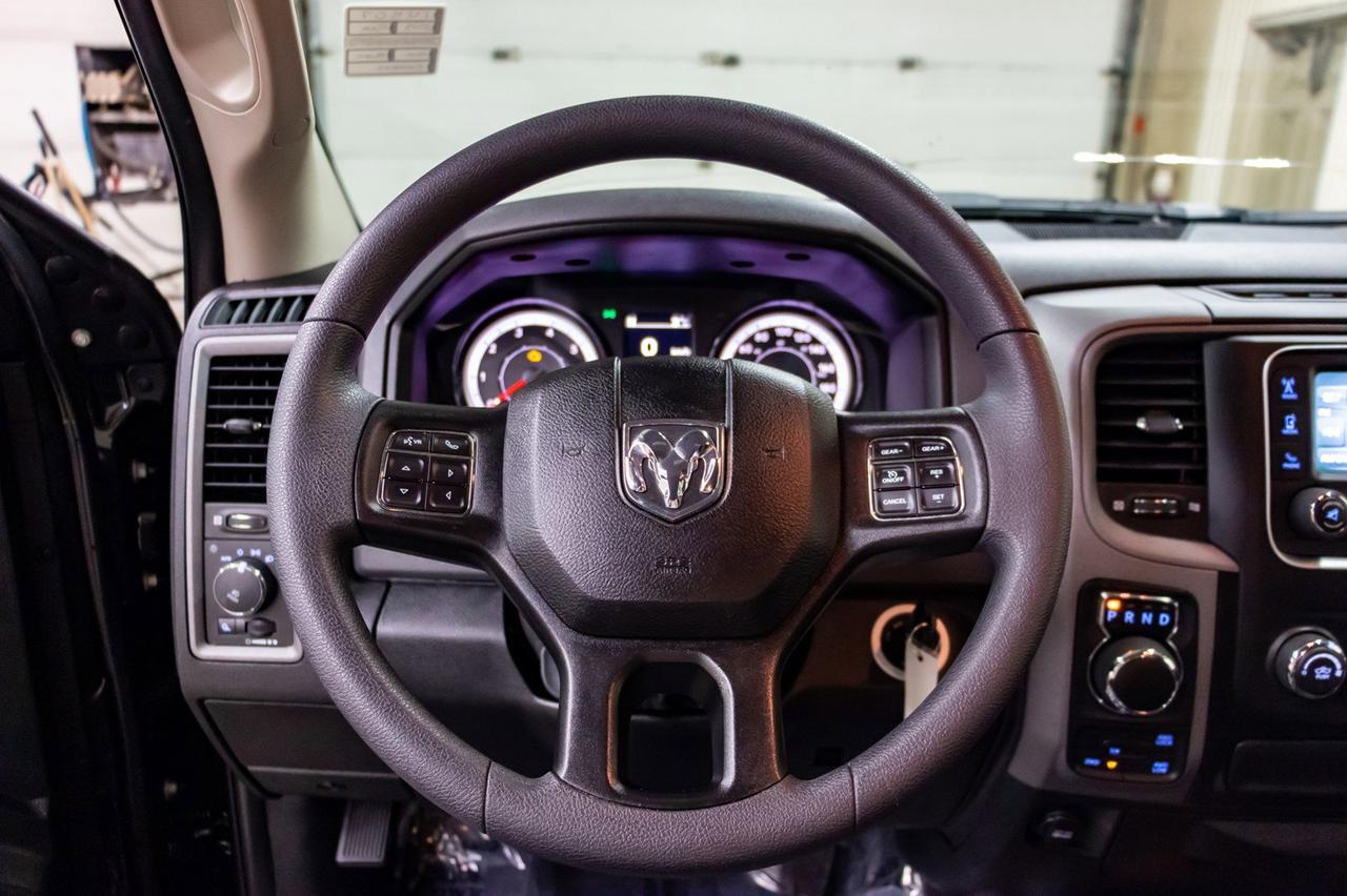 2018 Ram 1500 4x4 Crew Cab Express BCam Red Deer AB