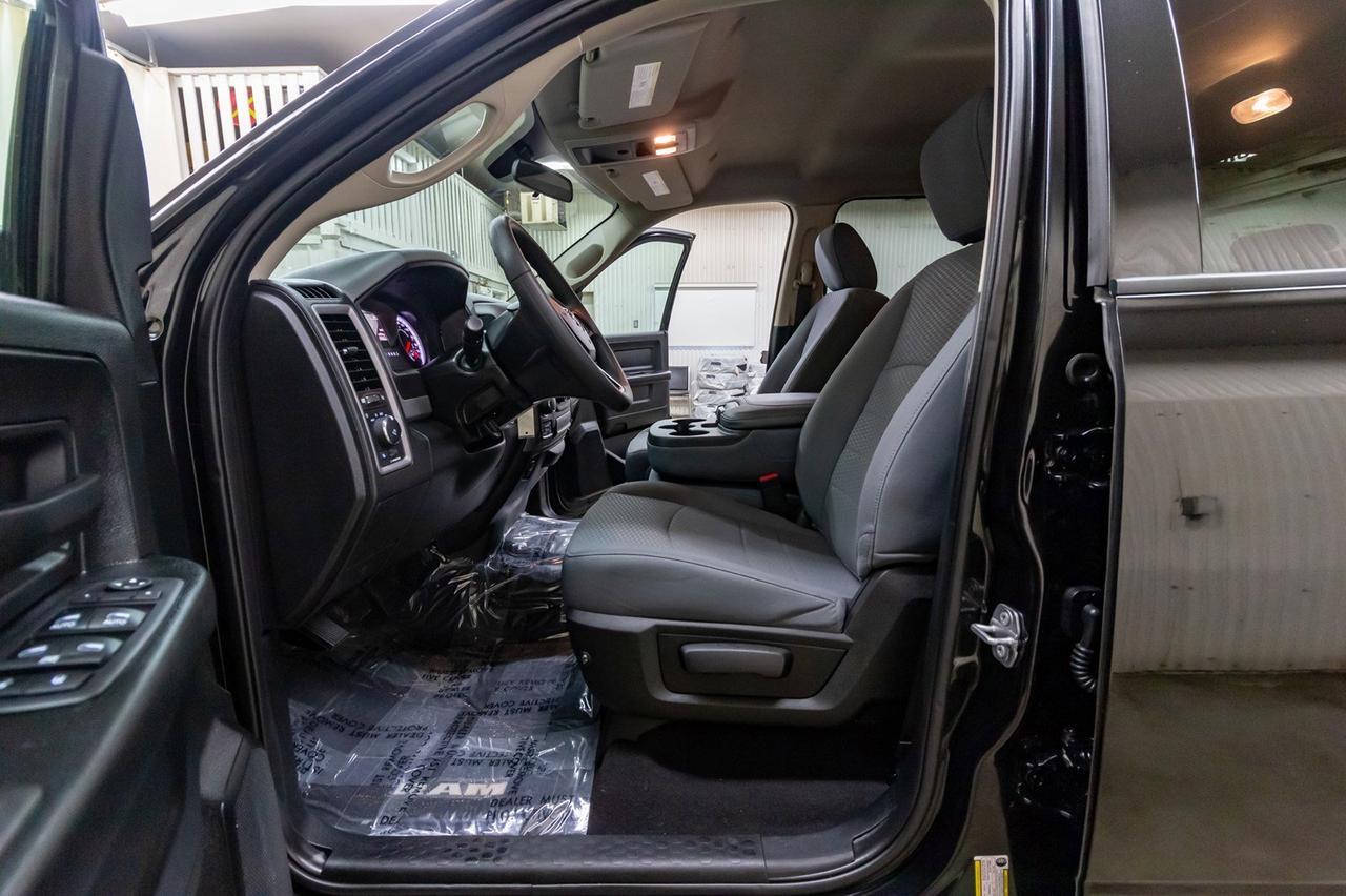 2018 Ram 1500 4x4 Crew Cab Express BCam Red Deer AB