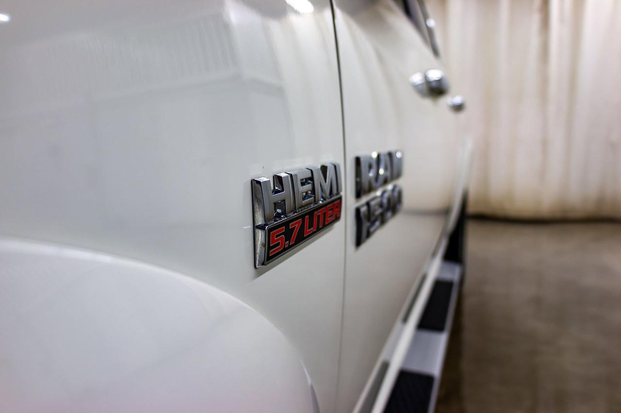 2018 Ram 1500 4x4 Crew Cab Laramie Leather Roof Red Deer AB